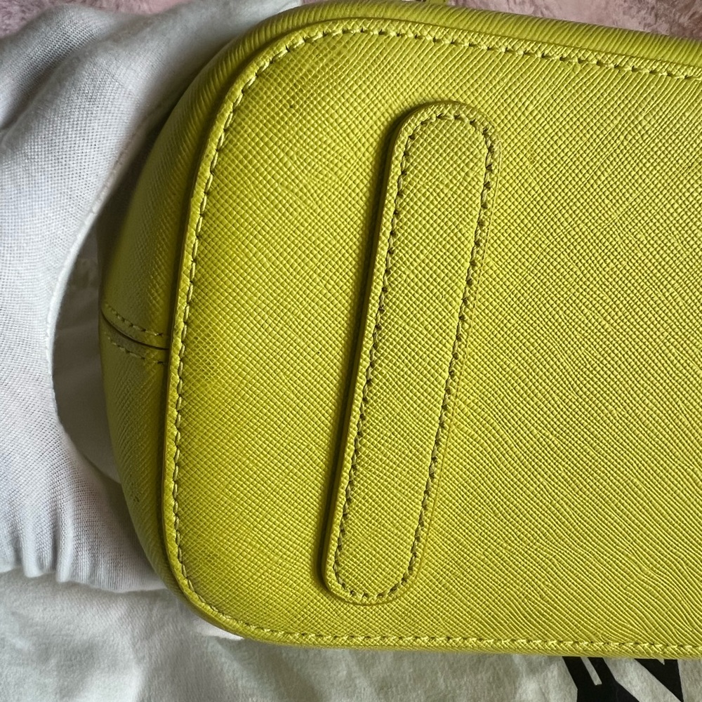 MCM Vibrant Yellow Tote - Picture 14 of 16